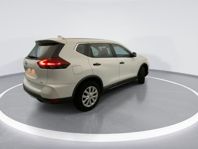 Used 2018 Nissan Rogue S image 4