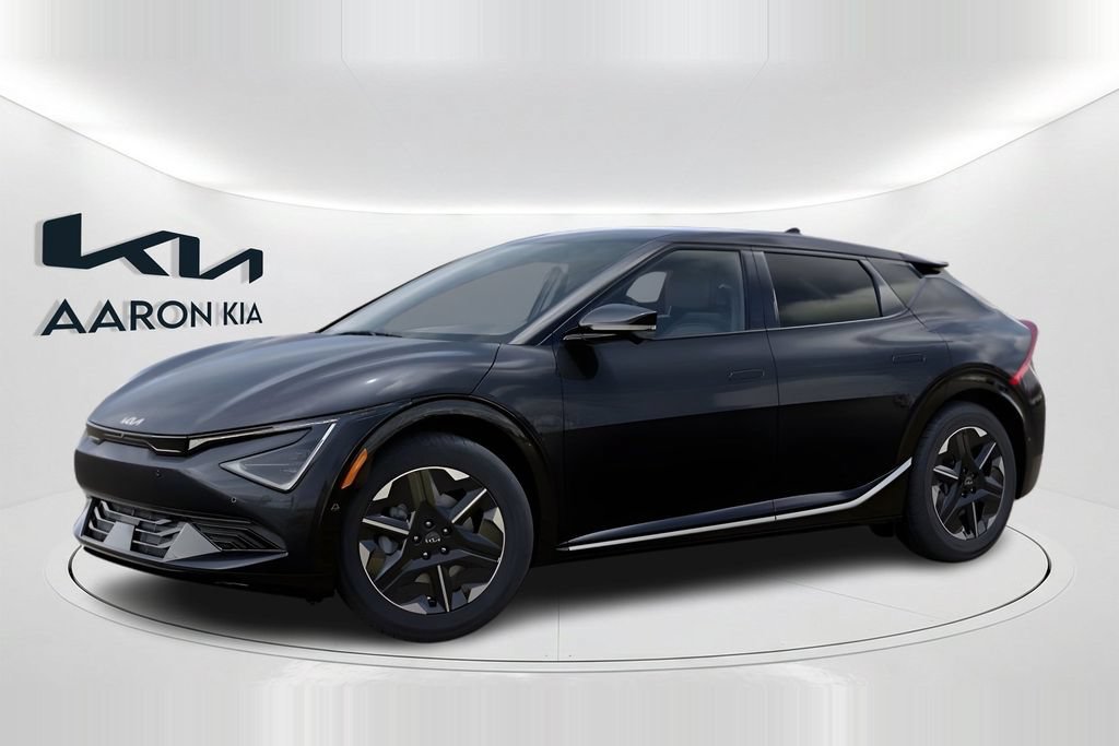 New 2026 Kia EV6 Wind RWD image 3