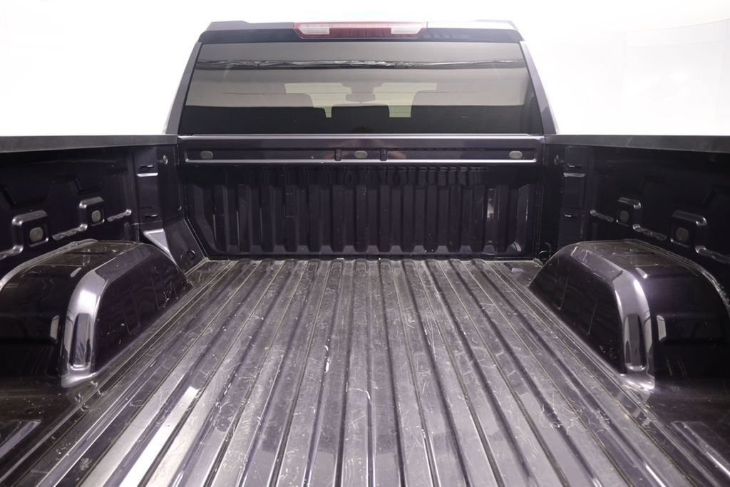 Used 2022 Chevrolet Silverado 1500 LT RWD image 31