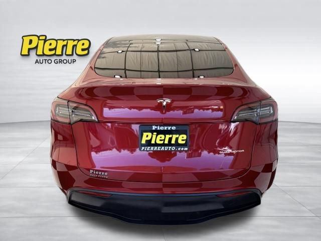 Used 2024 Tesla Model Y Long Range image 3