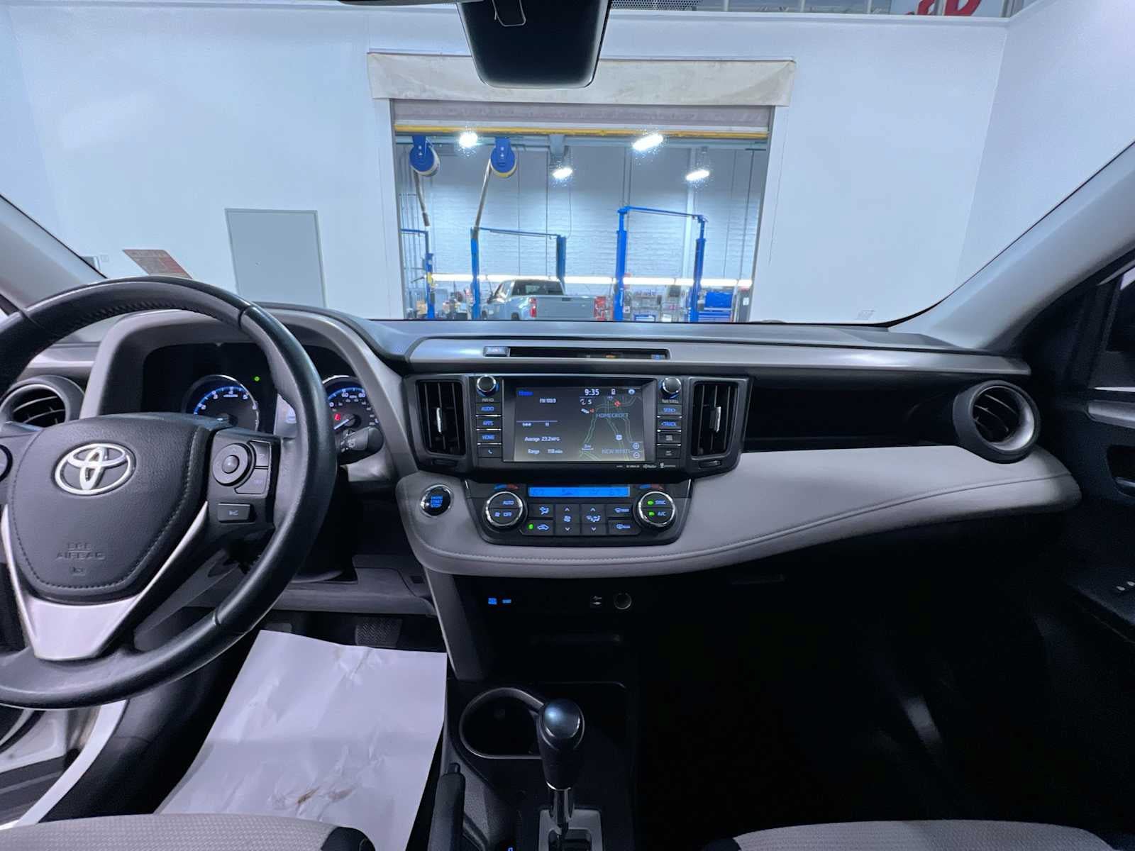 Used 2016 Toyota RAV4 XLE w/ Convenience Package AWD/4WD image 23