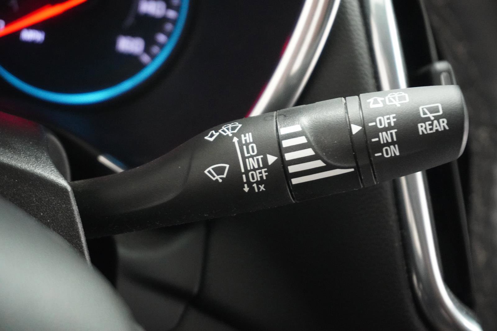 Used 2023 Chevrolet Equinox LT image 25