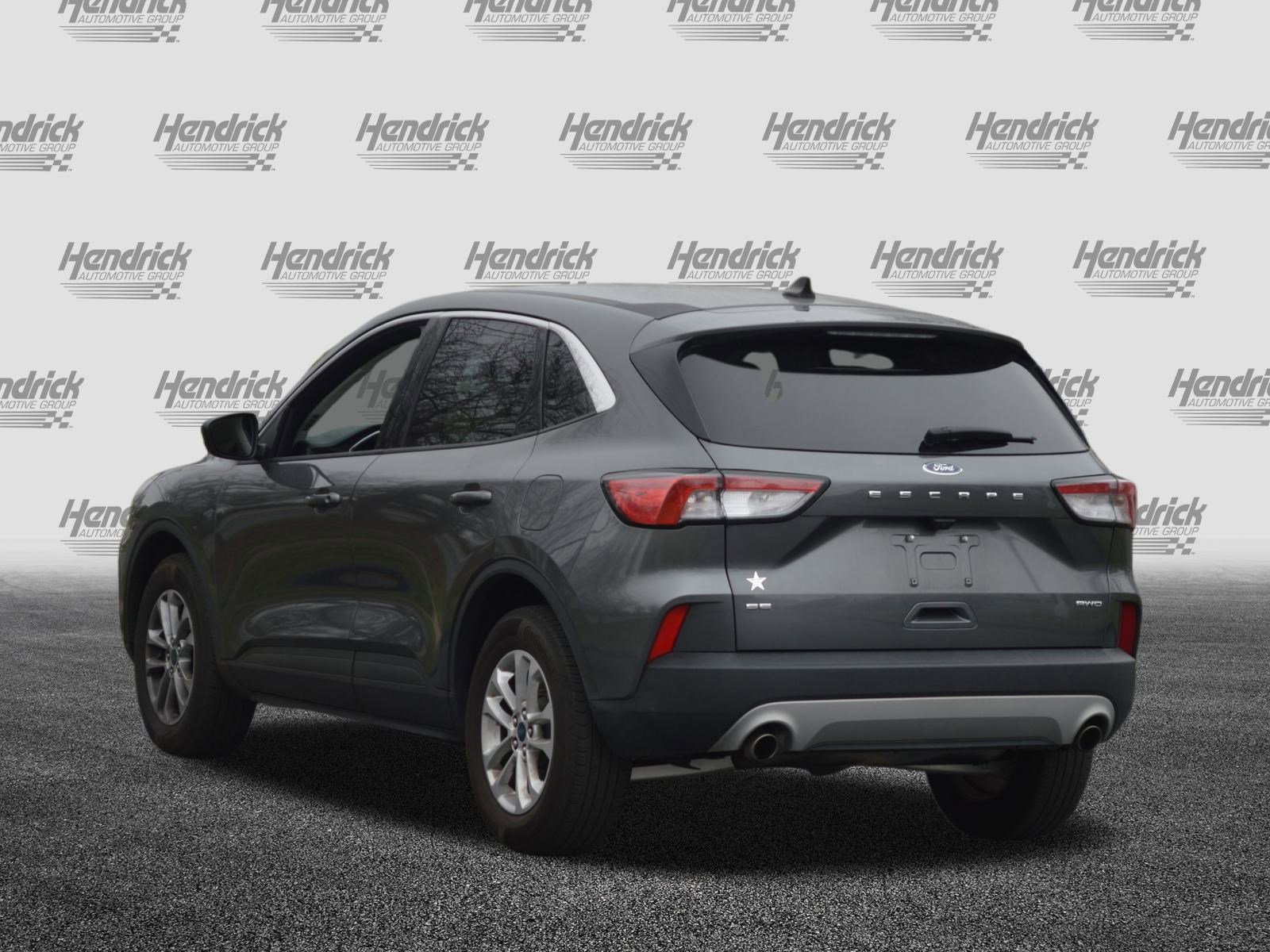 Used 2022 Ford Escape SE w/ Convenience Package image 9