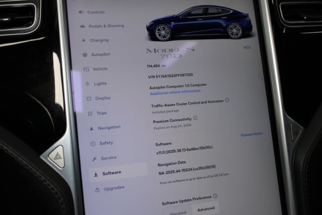 Used 2015 Tesla Model S 70D AWD/4WD image 19