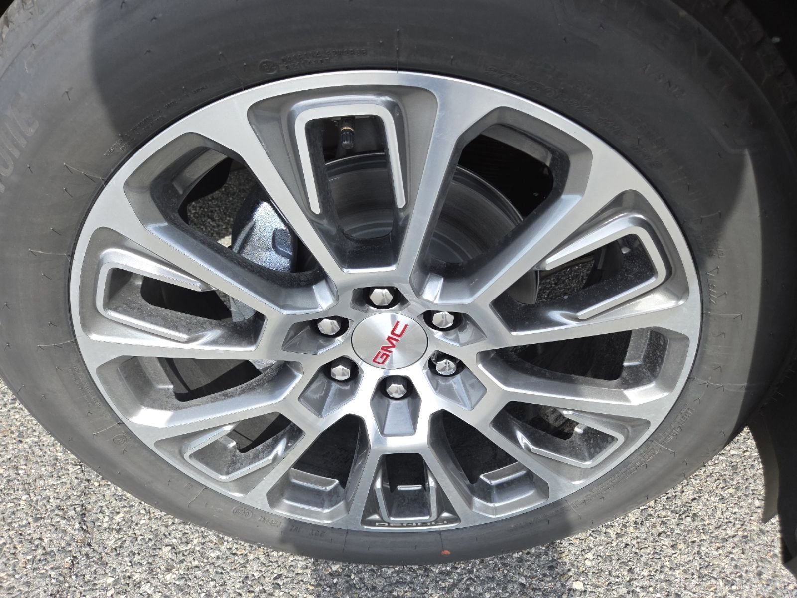 New 2026 GMC Yukon XL Denali AWD/4WD image 20