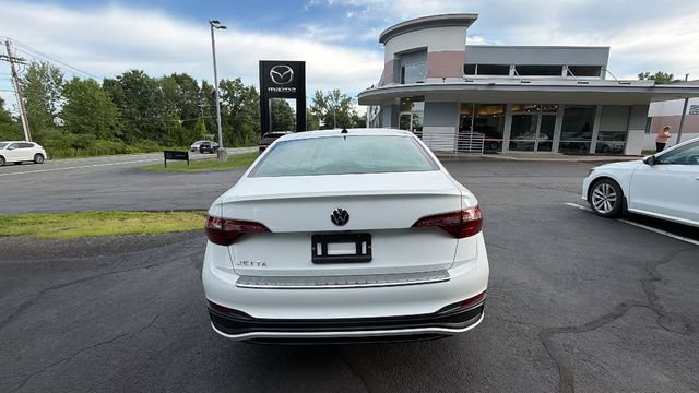 Used 2024 Volkswagen Jetta Sport FWD image 7