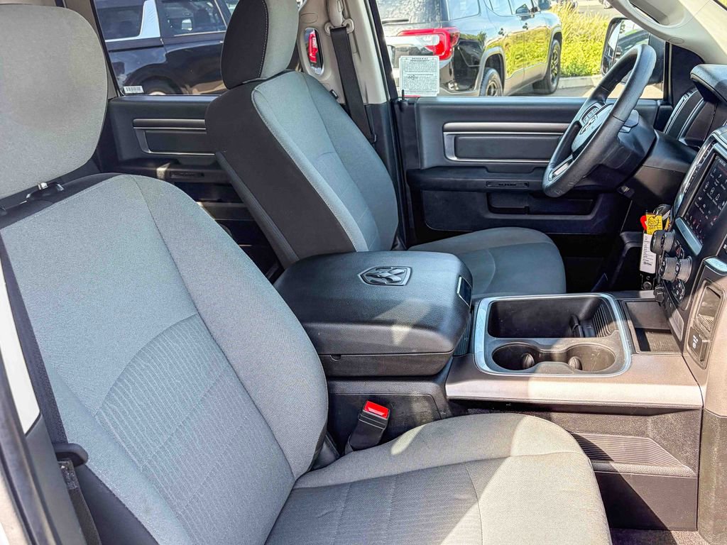 Used 2022 RAM 1500 Classic SLT w/ Electronics Group AWD/4WD image 37