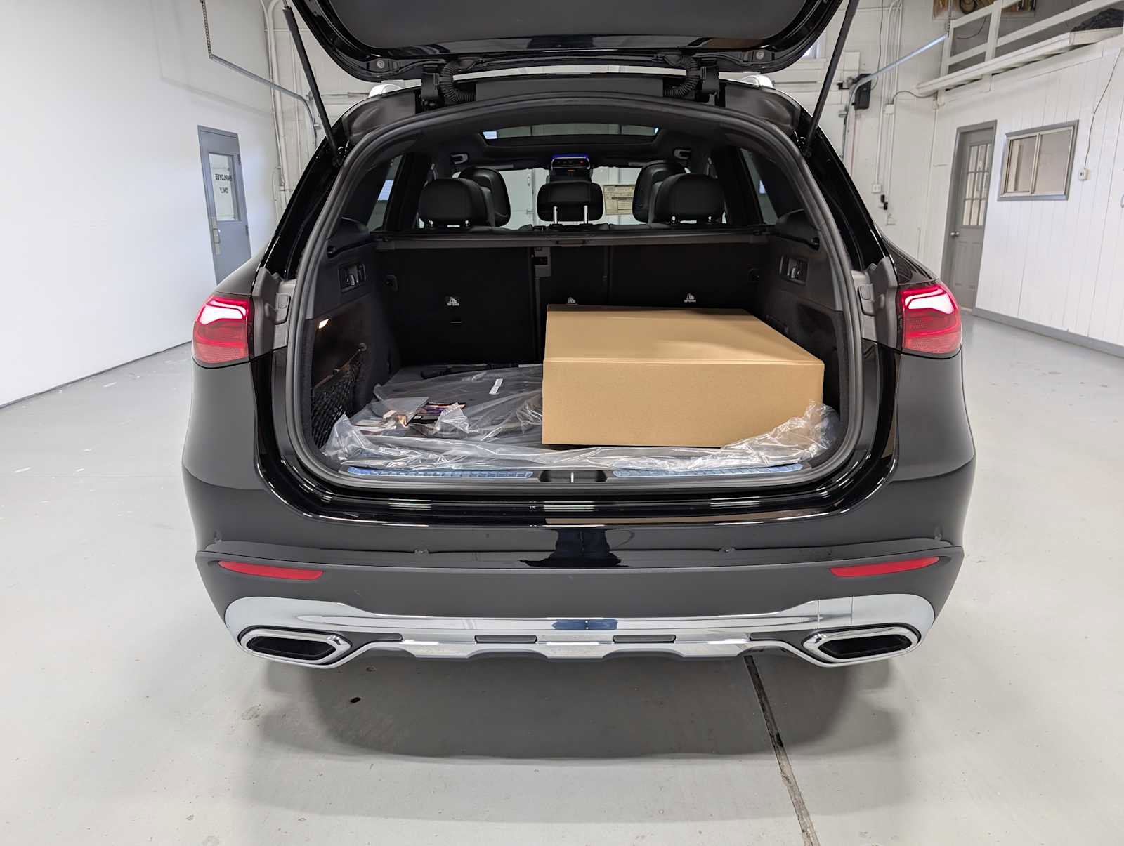 New 2026 Mercedes-Benz GLC 300 4MATIC image 22