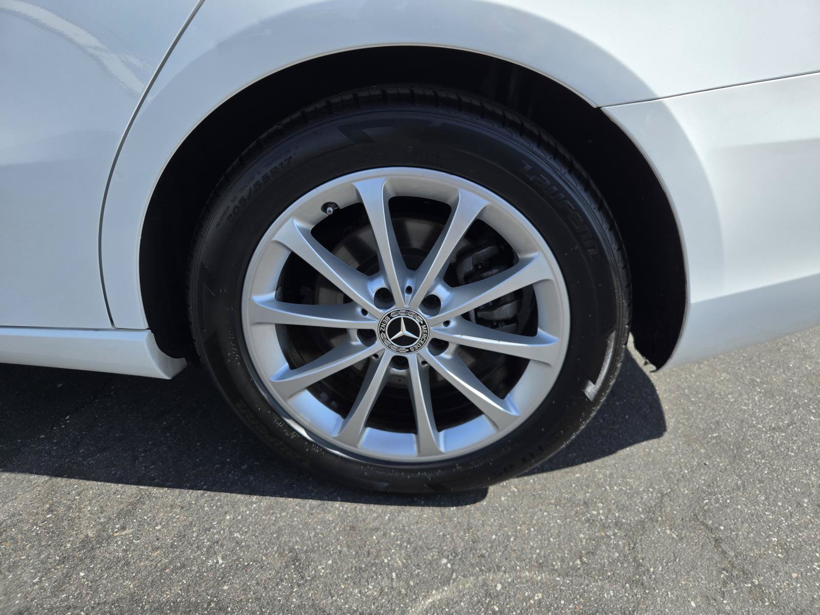 Used 2019 Mercedes-Benz A 220 image 32