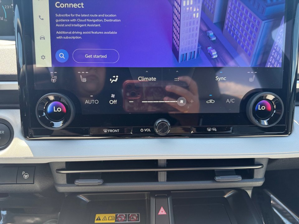 New 2026 Subaru Solterra AWD/4WD image 18