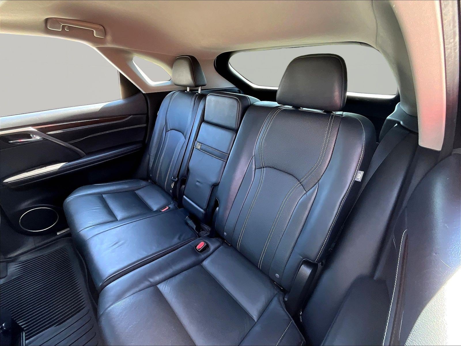 Used 2018 Lexus RX 450h AWD w/ Premium Package image 22