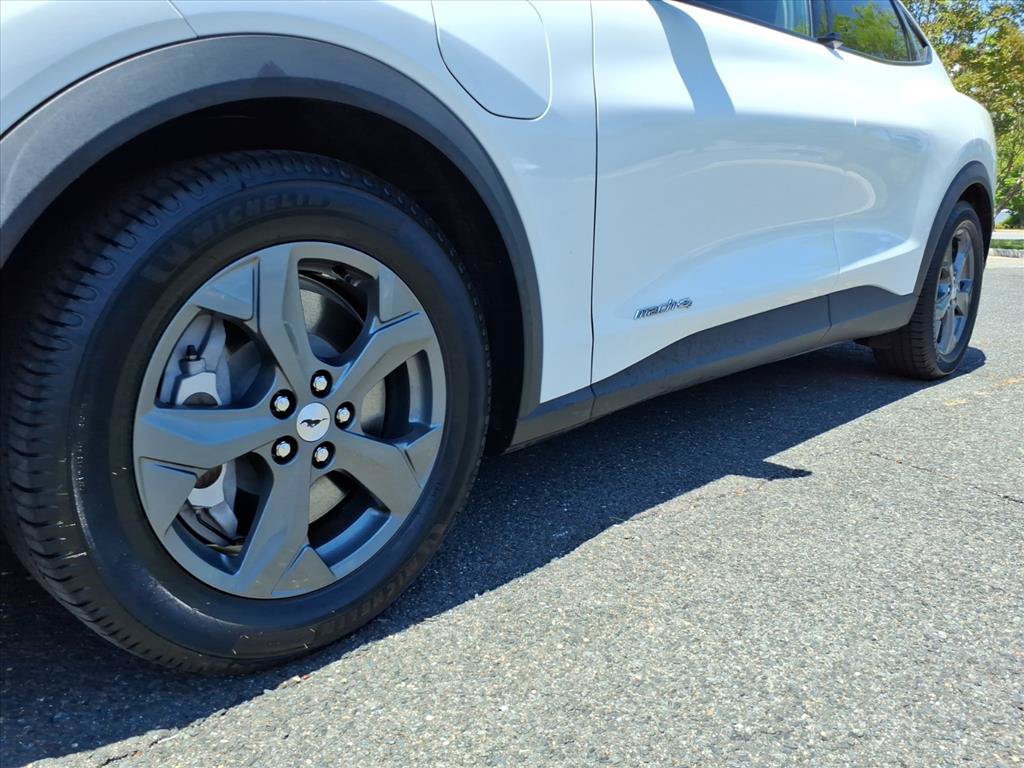New 2023 Ford Mustang Mach-E Premium AWD/4WD image 11