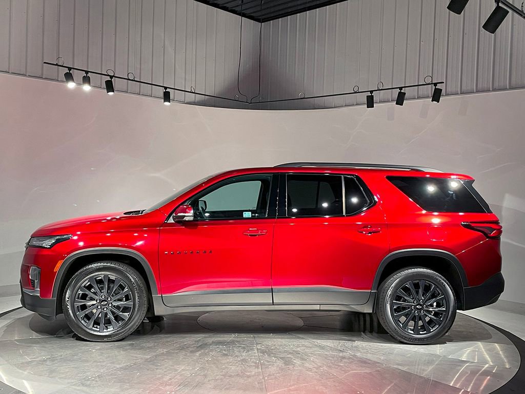 Used 2023 Chevrolet Traverse RS w/ LPO, Floor Liner Package image 15