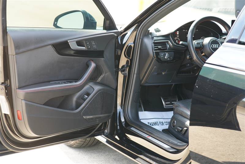 Used 2018 Audi A4 2.0T Premium Plus w/ Premium Plus Package AWD/4WD image 40