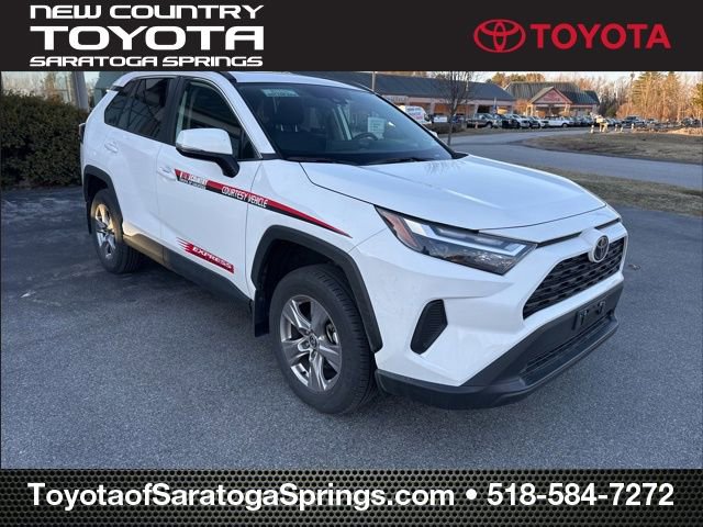 Used 2025 Toyota RAV4 XLE w/ Convenience Package image 1