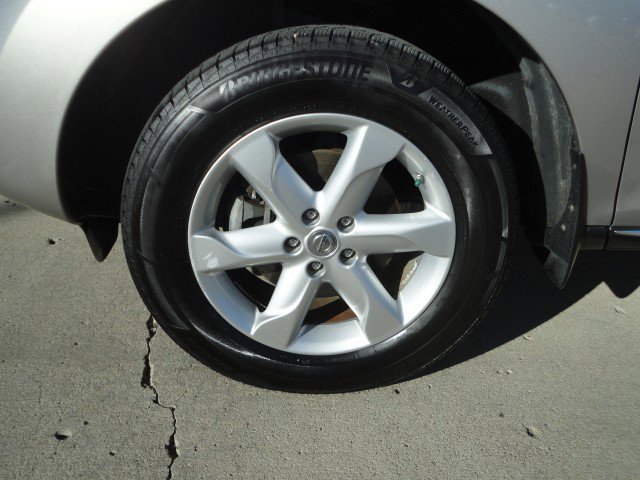 Used 2010 Nissan Murano S image 2