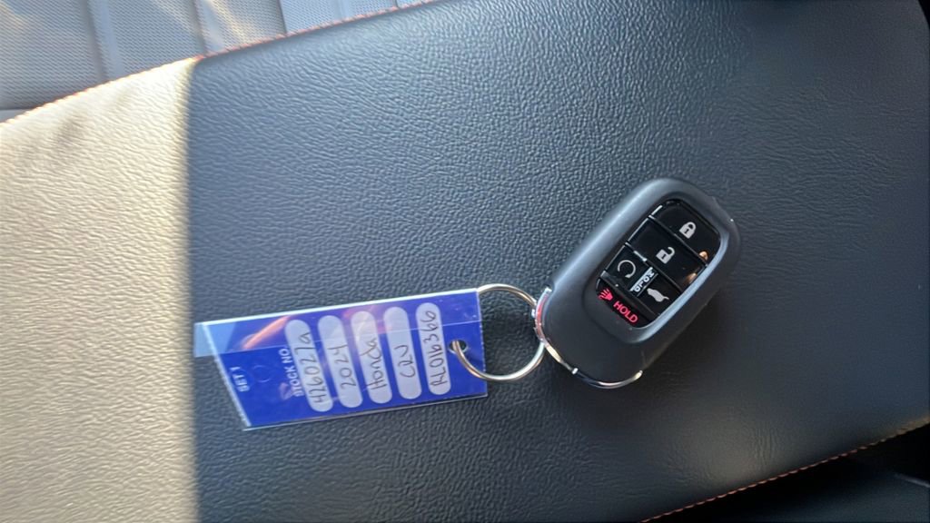 Used 2024 Honda CR-V Sport Touring image 23