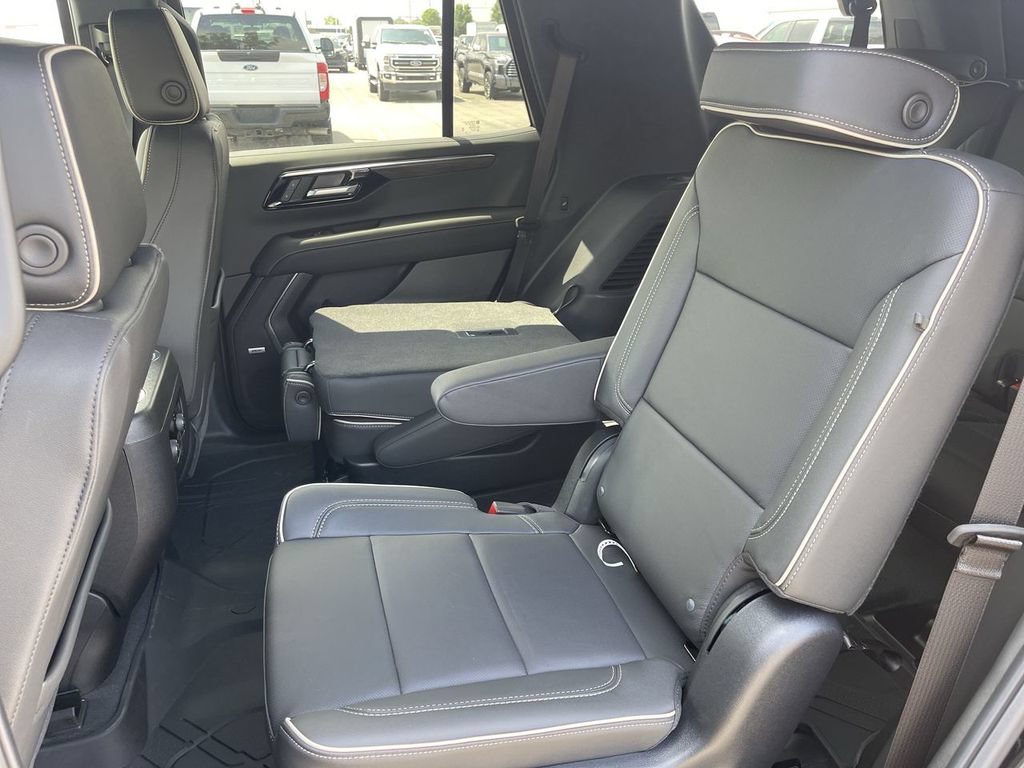 New 2026 Chevrolet Tahoe Premier w/ Sun And Tow Package AWD/4WD image 23