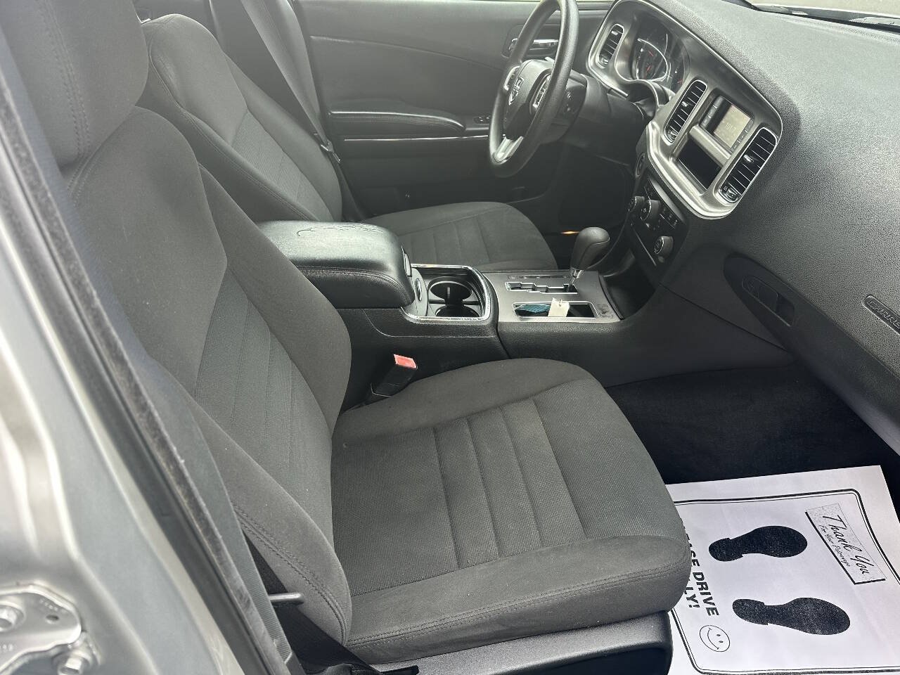 Used 2012 Dodge Charger SE RWD image 9