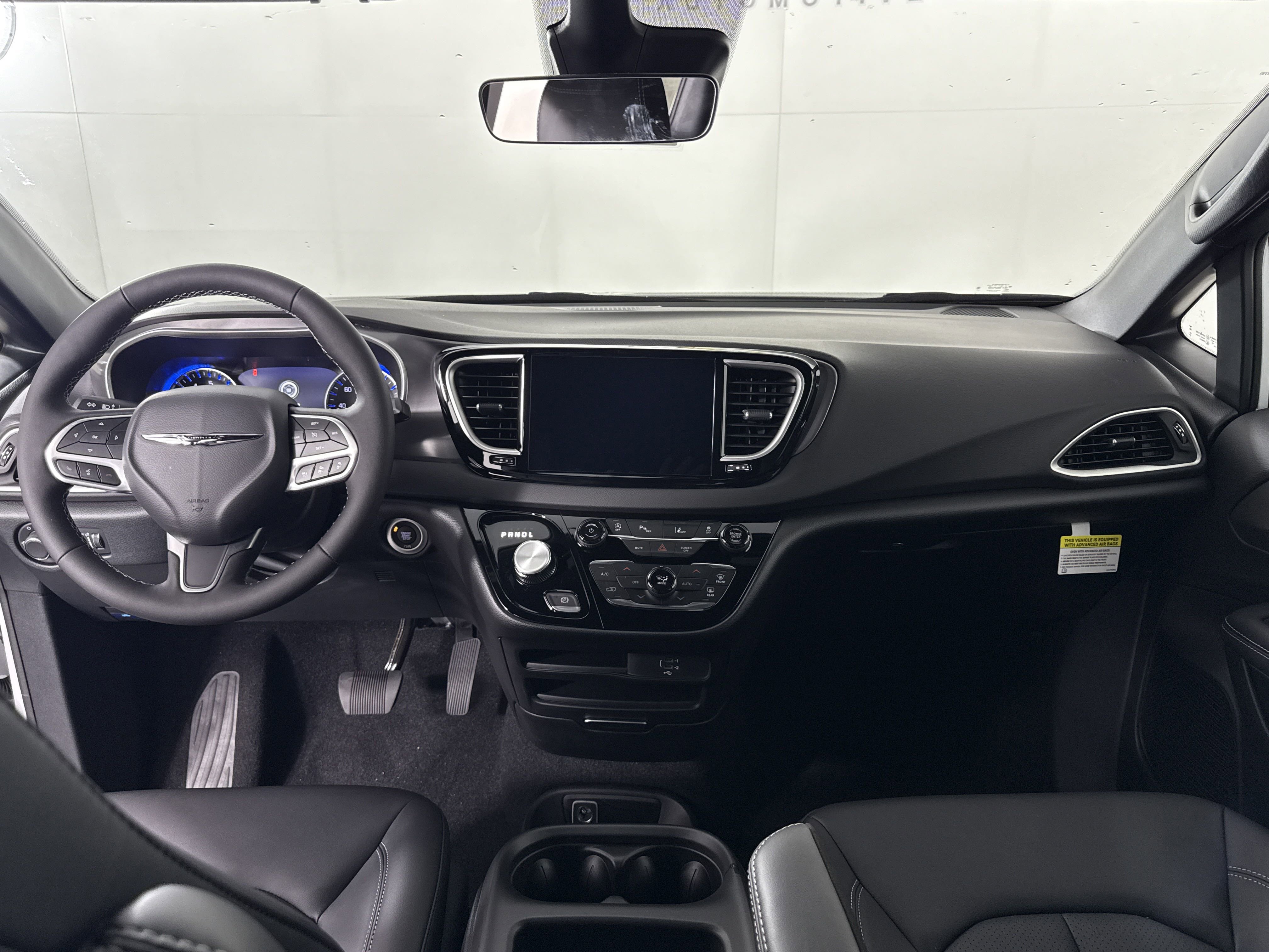 New 2026 Chrysler Voyager LX image 15