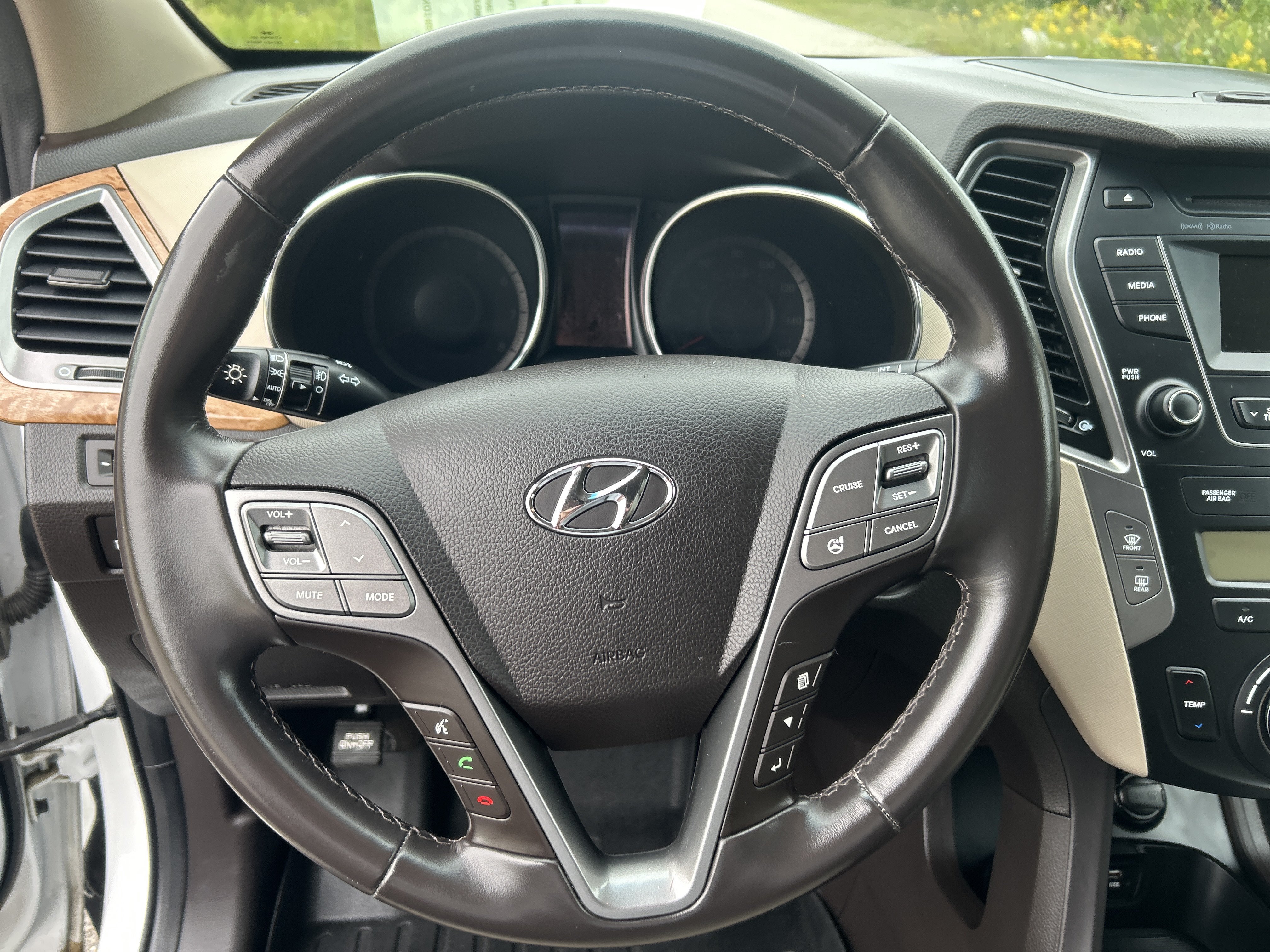 Used 2016 Hyundai Santa Fe Sport 2.0T AWD/4WD image 21