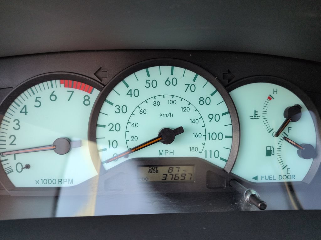 Used 2004 Toyota Corolla LE FWD image 15