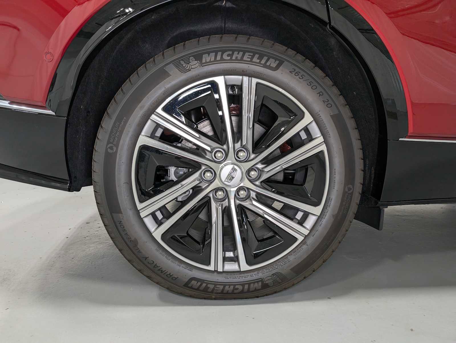 New 2025 Cadillac Lyriq Luxury image 3