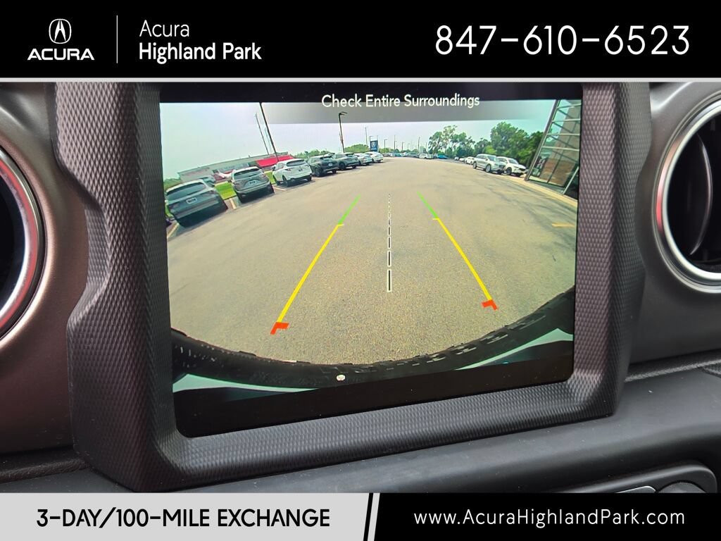 Used 2022 Jeep Wrangler Unlimited Rubicon 4xe w/ Cold Weather Group AWD/4WD image 39