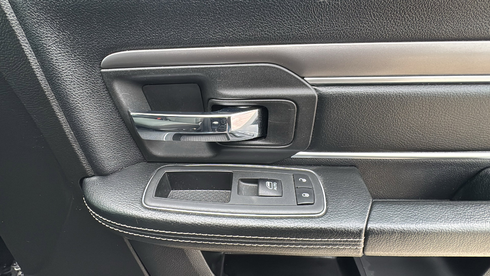 Certified 2021 RAM 1500 Classic Warlock w/ Electronics Group image 29