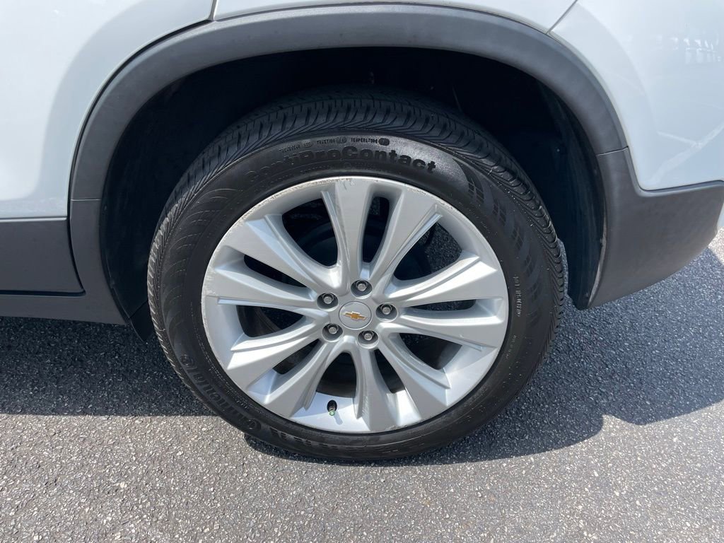 Used 2017 Chevrolet Trax Premier FWD image 43
