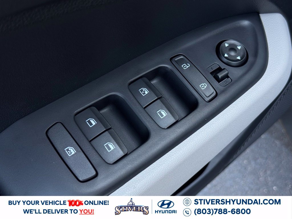 New 2026 Hyundai Venue SEL FWD image 24