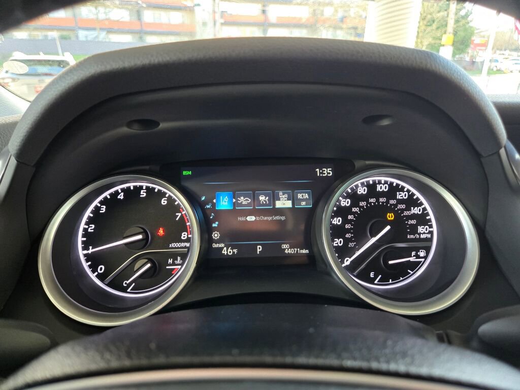 Used 2024 Toyota Camry XLE w/ Cold Weather Package FWD image 13