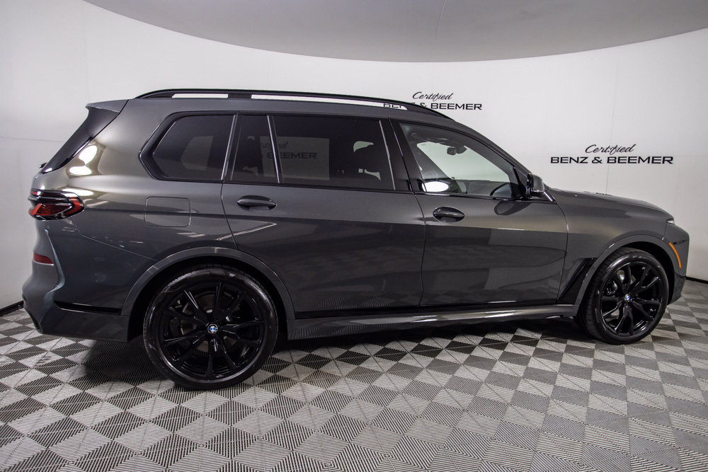 Used 2026 BMW X7 xDrive40i w/ M Sport Package AWD/4WD image 17