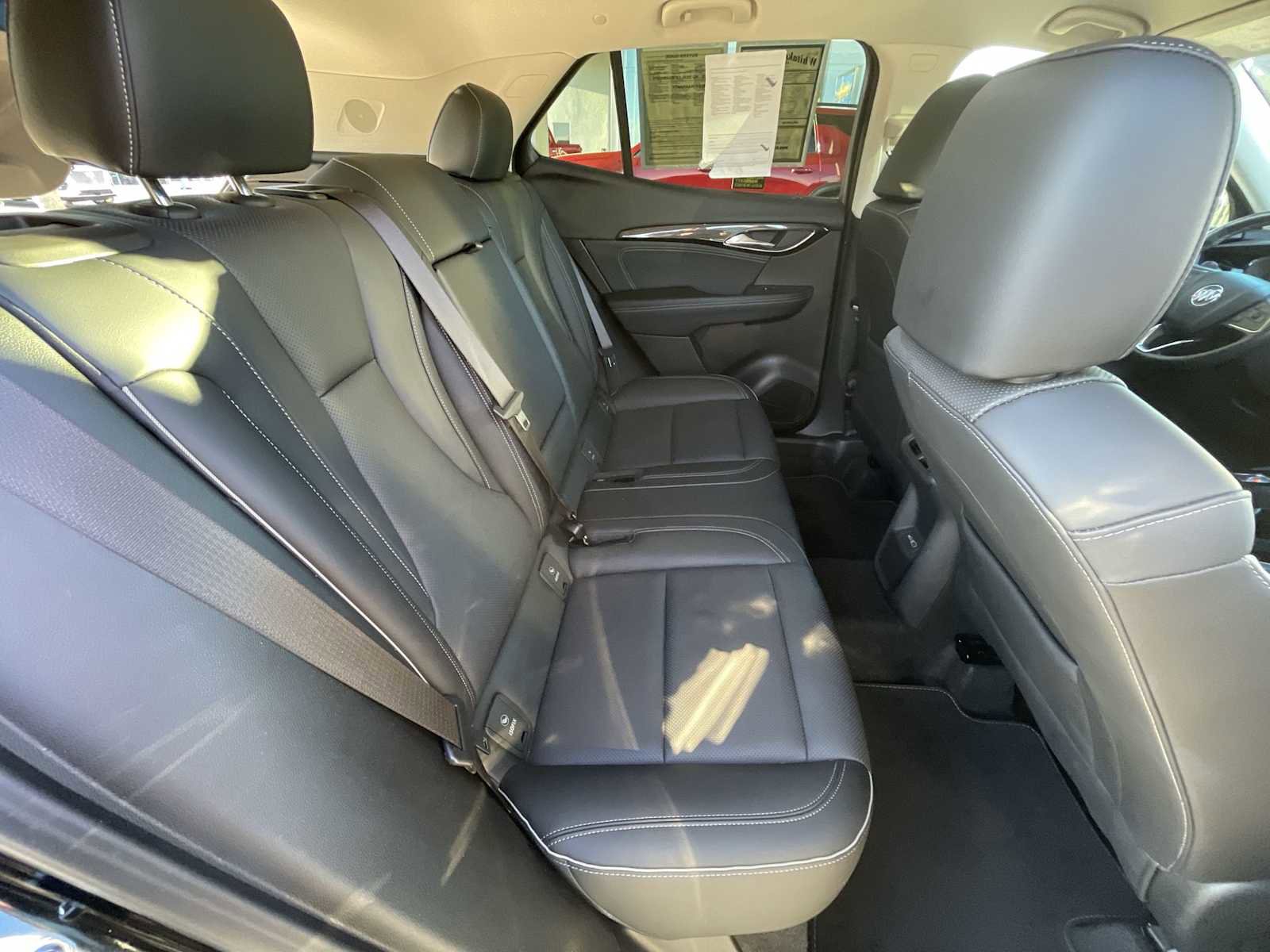 Certified 2023 Buick Envision Essence image 26