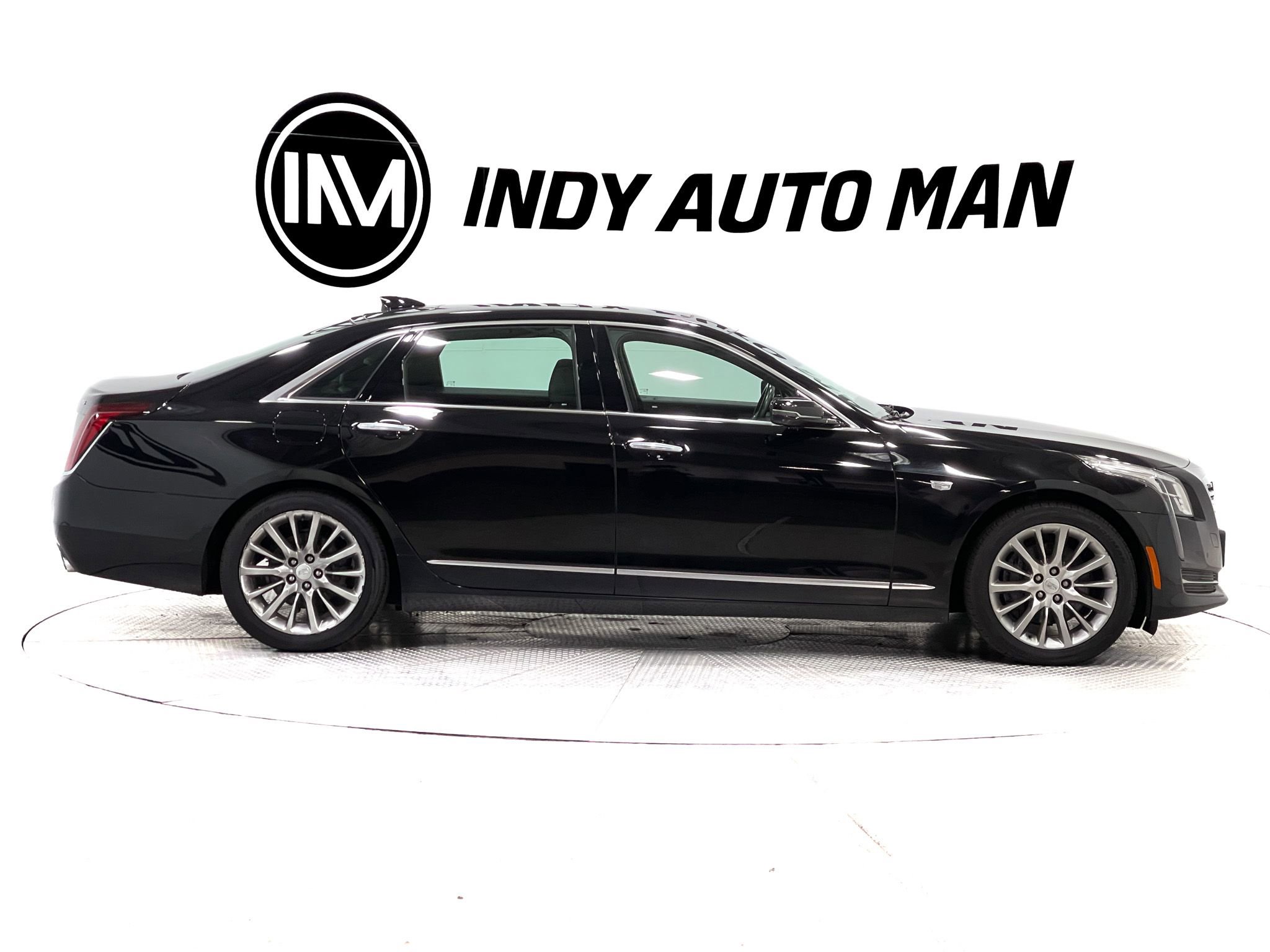Used 2018 Cadillac CT6 3.6 AWD image 3