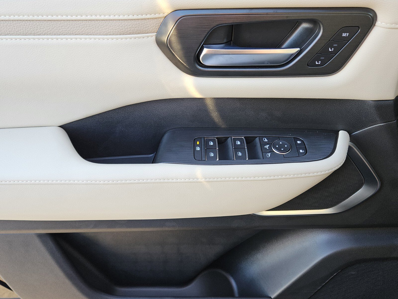 New 2026 Nissan Armada Platinum image 25