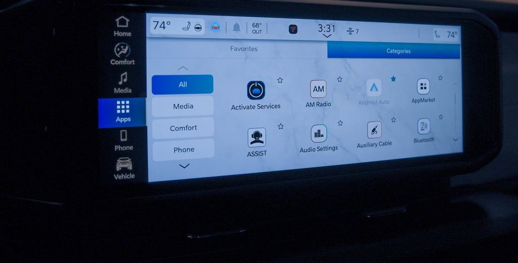 Used 2025 Jeep Wrangler Unlimited Sahara AWD/4WD image 7