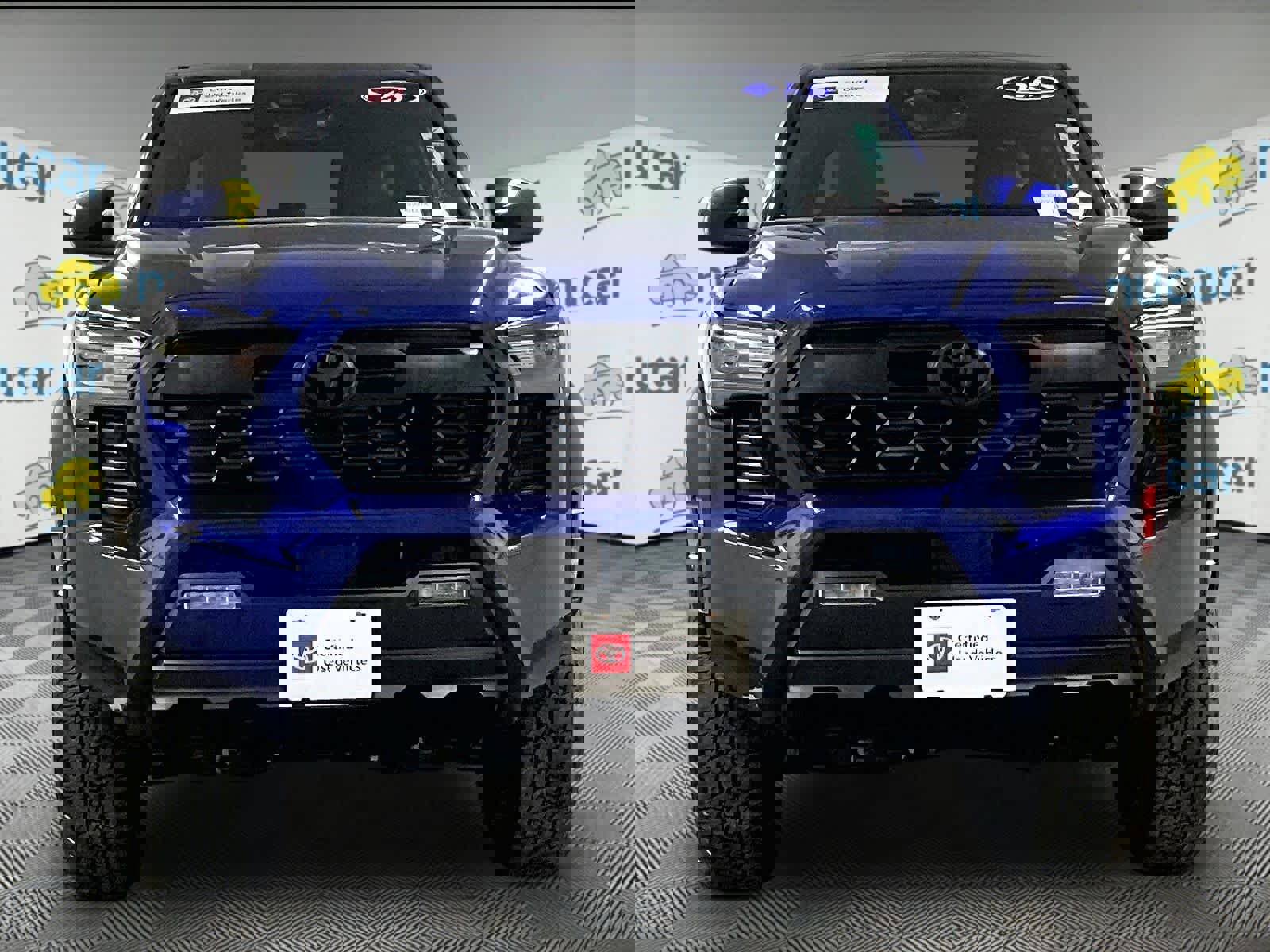 Certified 2025 Toyota Tacoma TRD Off-Road image 2