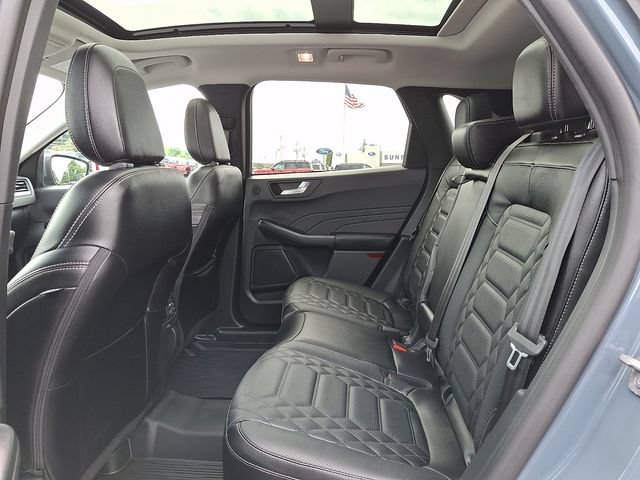 Used 2024 Ford Escape SE w/ PHEV Premium Package FWD image 10