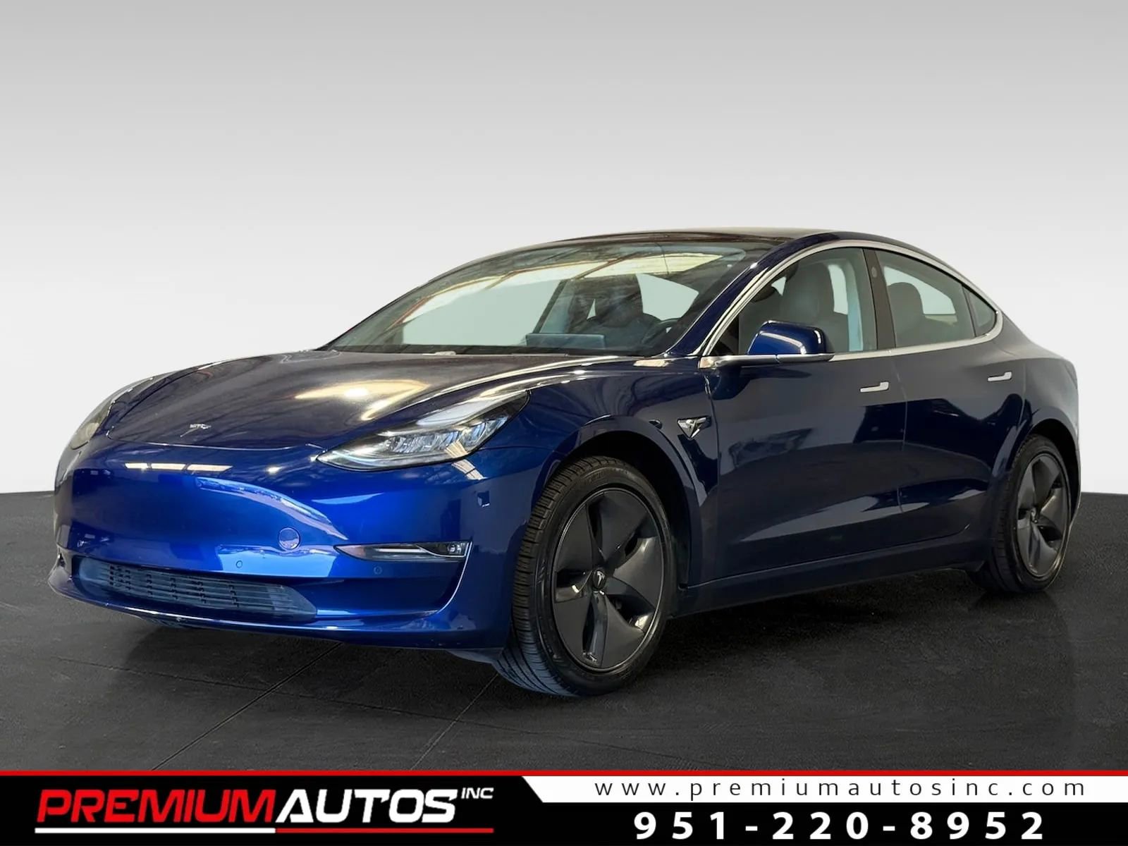 Used 2017 Tesla Model 3 Long Range image 1