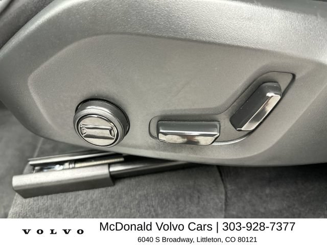 Used 2026 Volvo XC90 B5 Plus AWD/4WD image 12