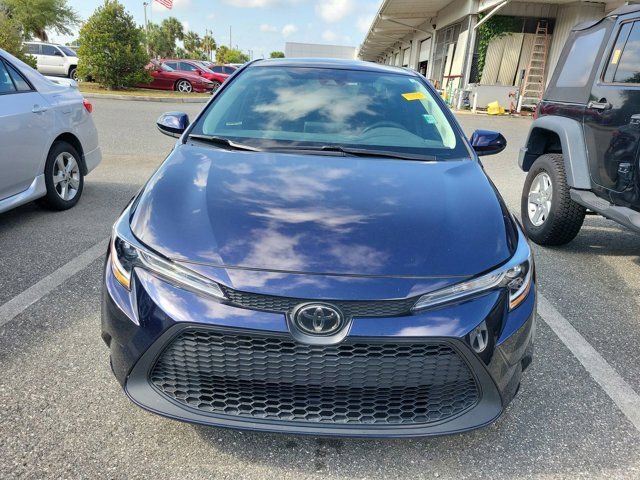 Used 2021 Toyota Corolla LE w/ LE Convenience Package FWD image 9