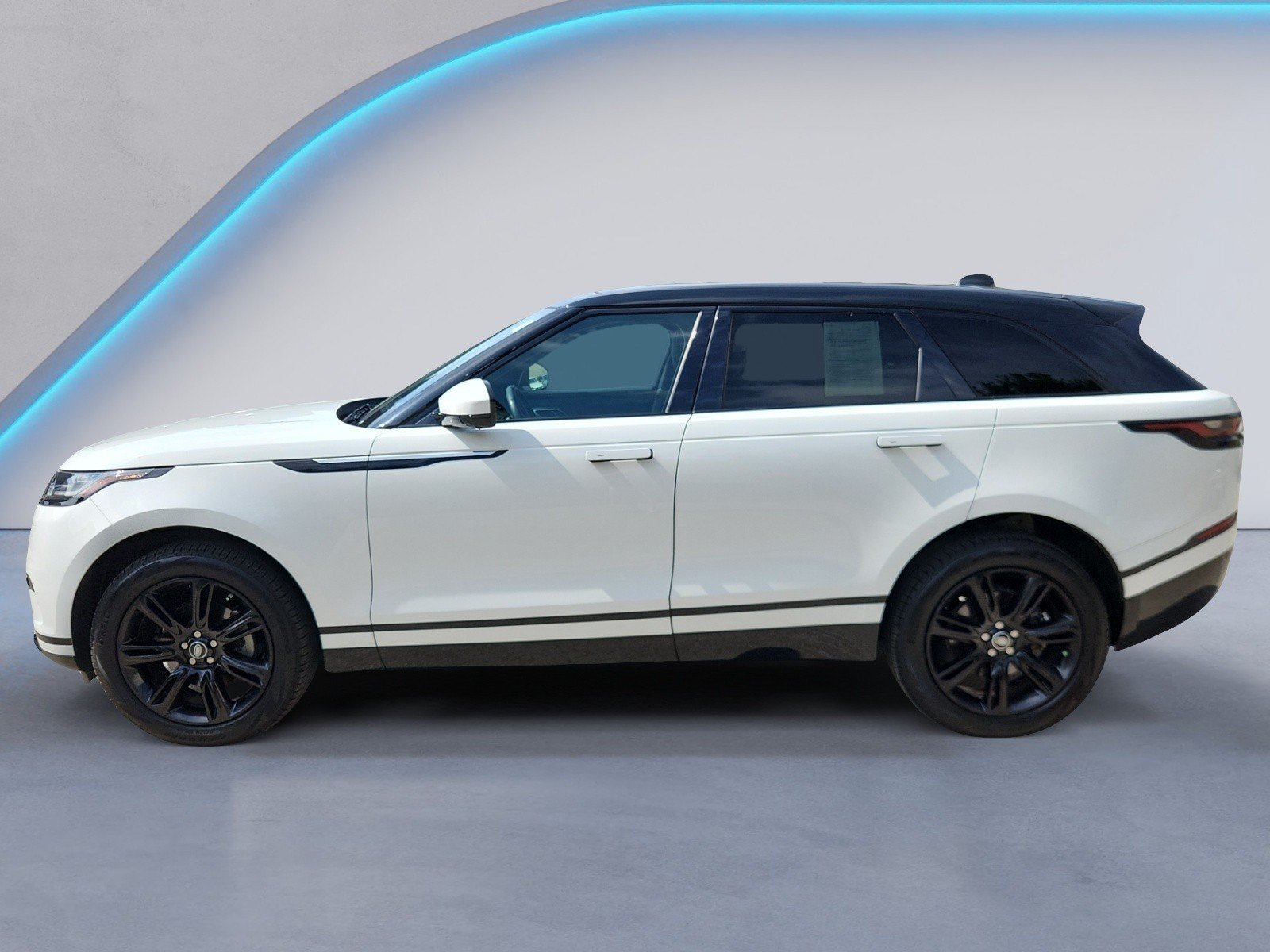 Used 2020 Land Rover Range Rover Velar S AWD/4WD image 3