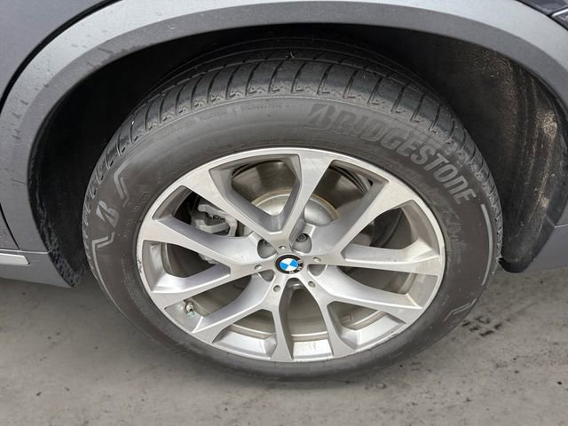 Used 2019 BMW X5 xDrive40i w/ Premium Package 2 image 14