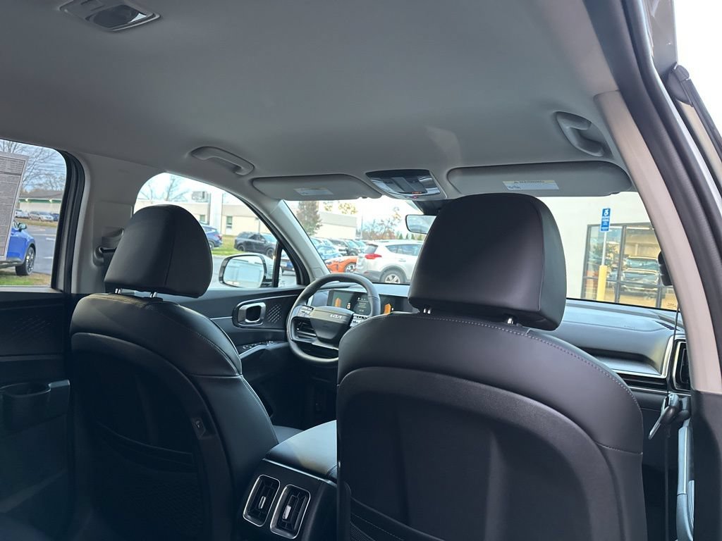New 2026 Kia Sorento S AWD/4WD image 17