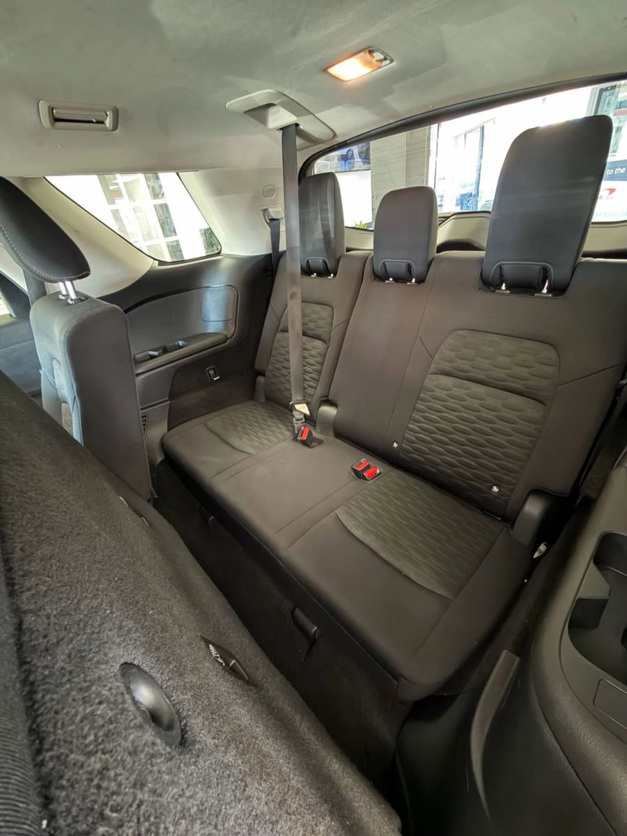 Used 2022 Nissan Pathfinder SV w/ SV Black Package image 13