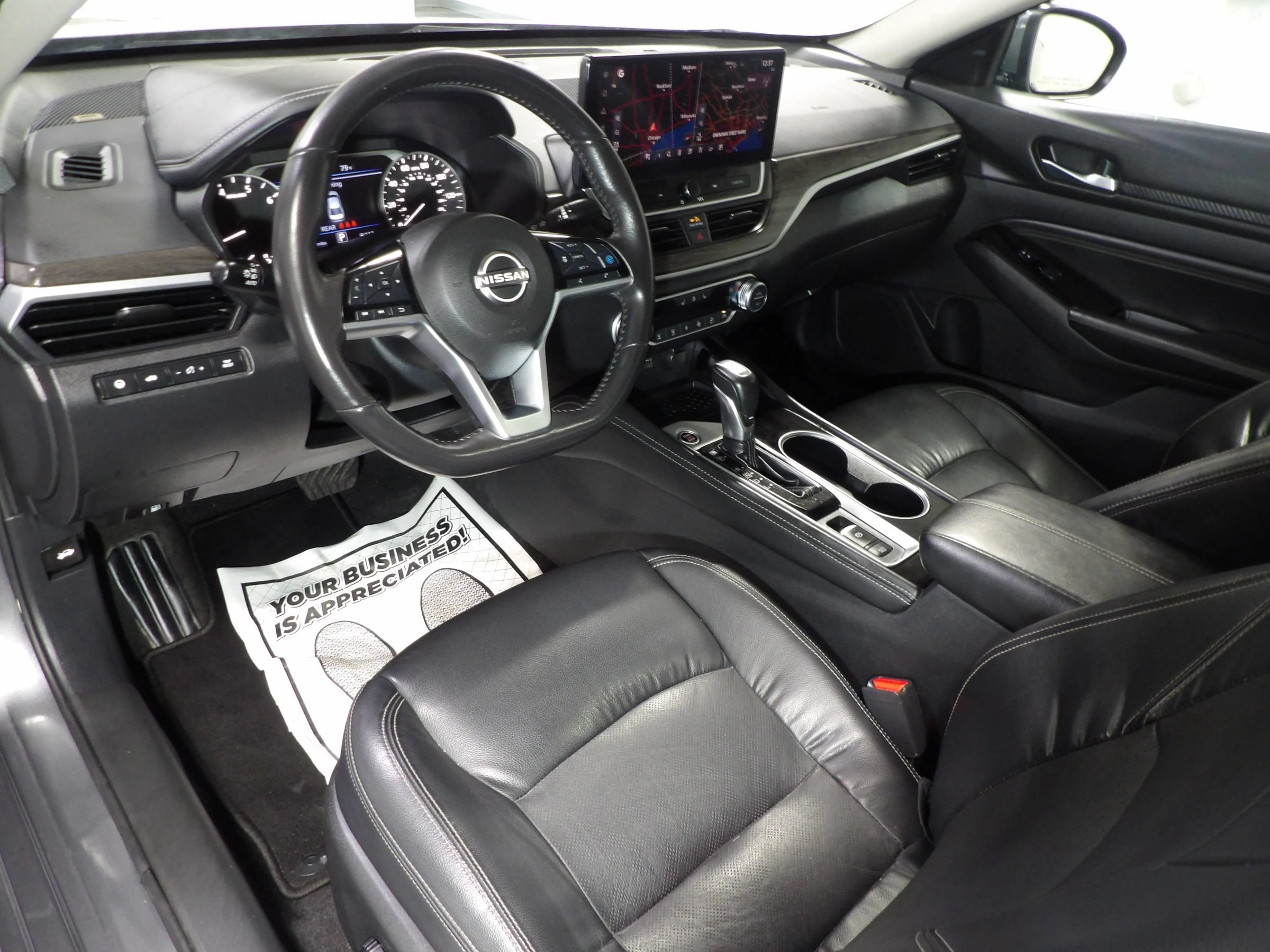 Used 2023 Nissan Altima 2.5 SL FWD image 9