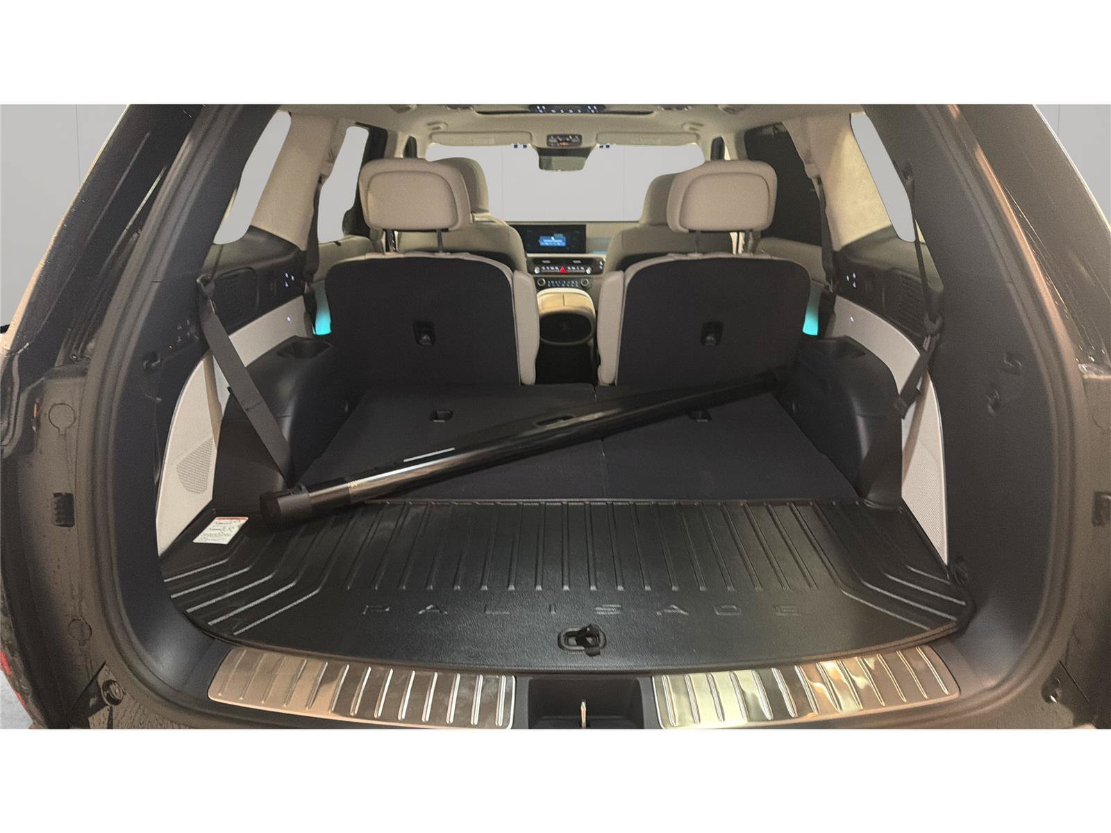 New 2026 Hyundai Palisade Calligraphy FWD image 12
