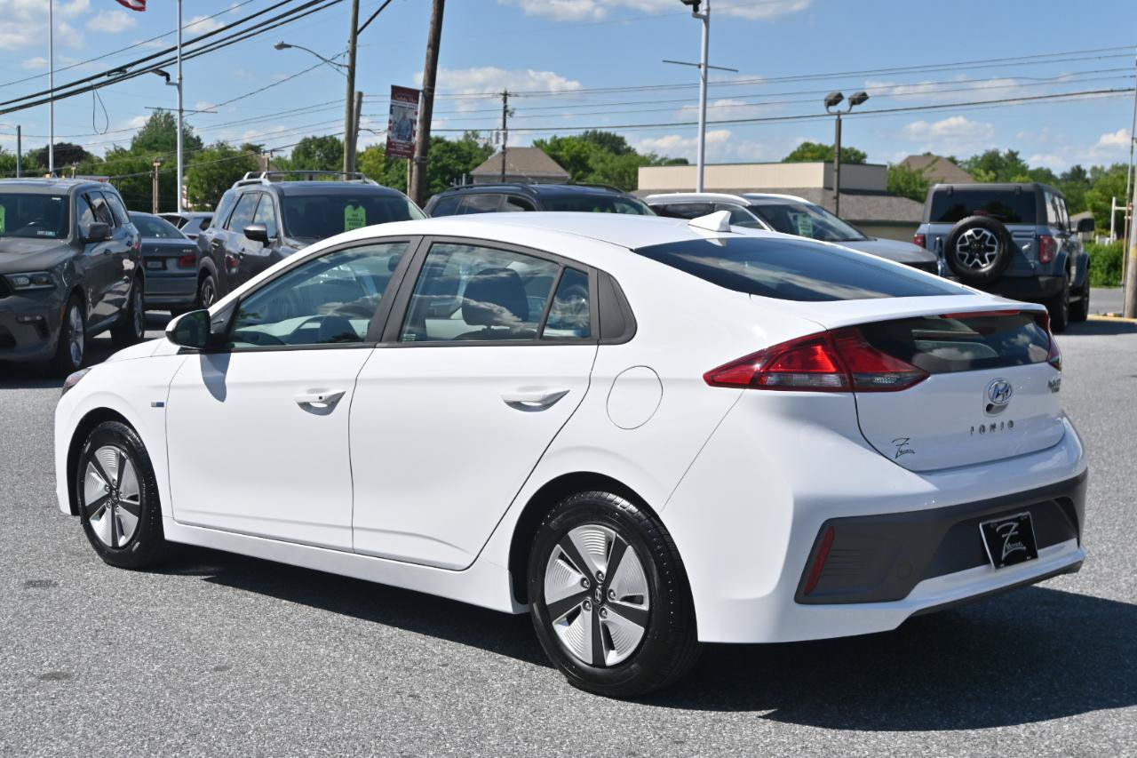 Used 2020 Hyundai Ioniq Blue FWD image 9