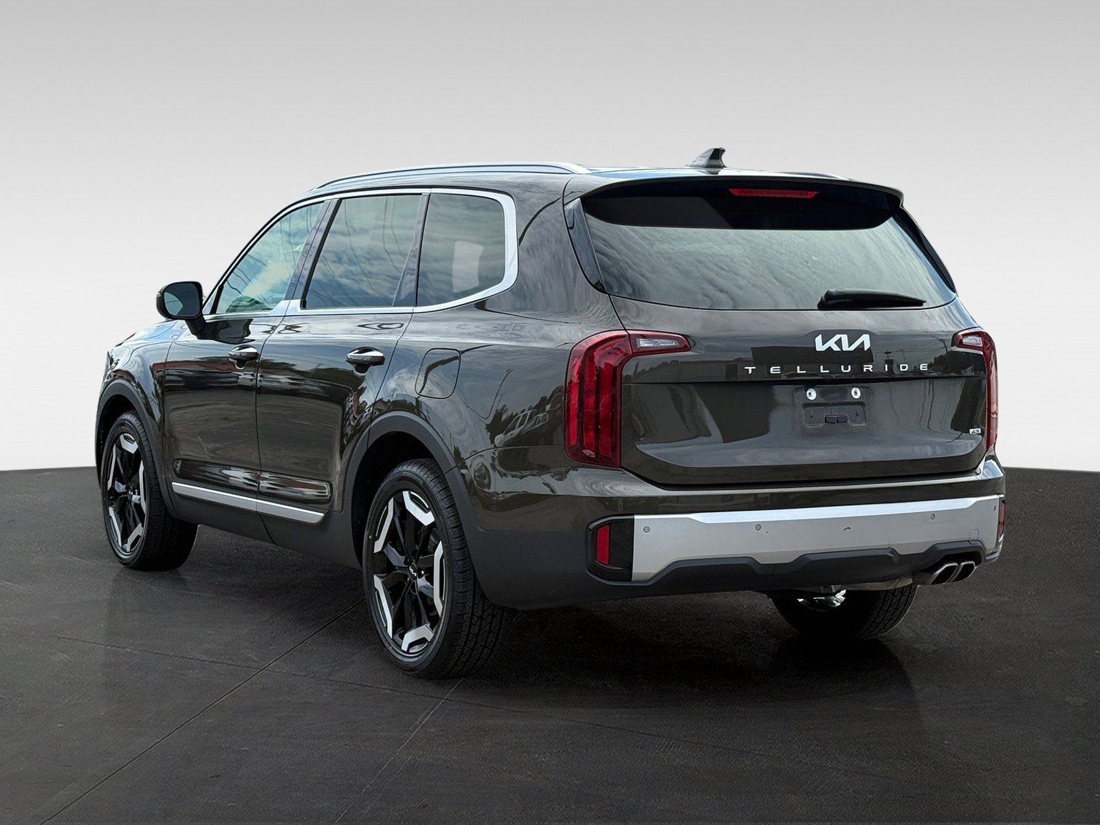 Used 2023 Kia Telluride S AWD/4WD image 7